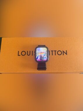 Black Apple Watch Series 9, 45mm with GPS Black Loop Band 140-190 mm wrist